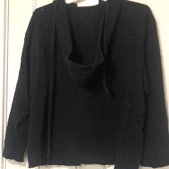 Hot and delicious black distressed shirt - Picture 6 of 9